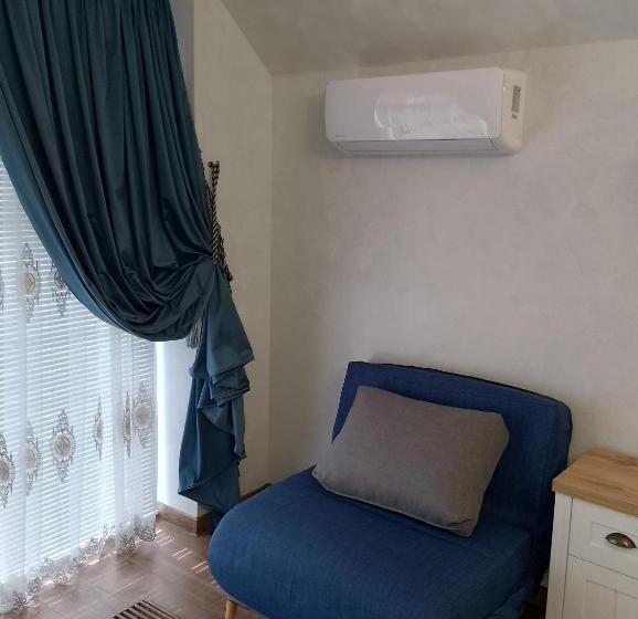 سوئیت با بالکن, Relax Complex