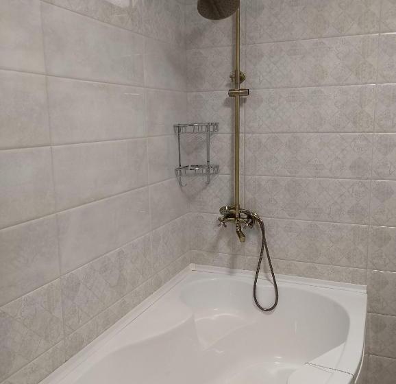 سوئیت با بالکن, Relax Complex