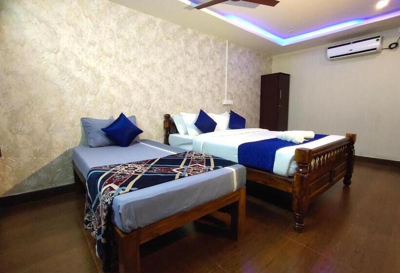 Трехместный Номер Стандарт с Балконом, Pv Cottages Serenity Beach