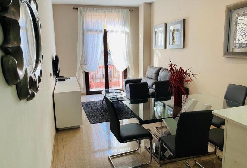 Апартаменты 2 Спальни с Балконом, Aparthotel Rambla108