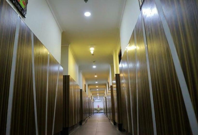 Quarto Estandar, Coins Hotel Jakarta