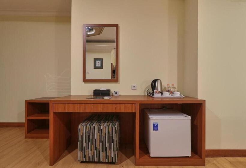 Quarto Estandar, Coins Hotel Jakarta