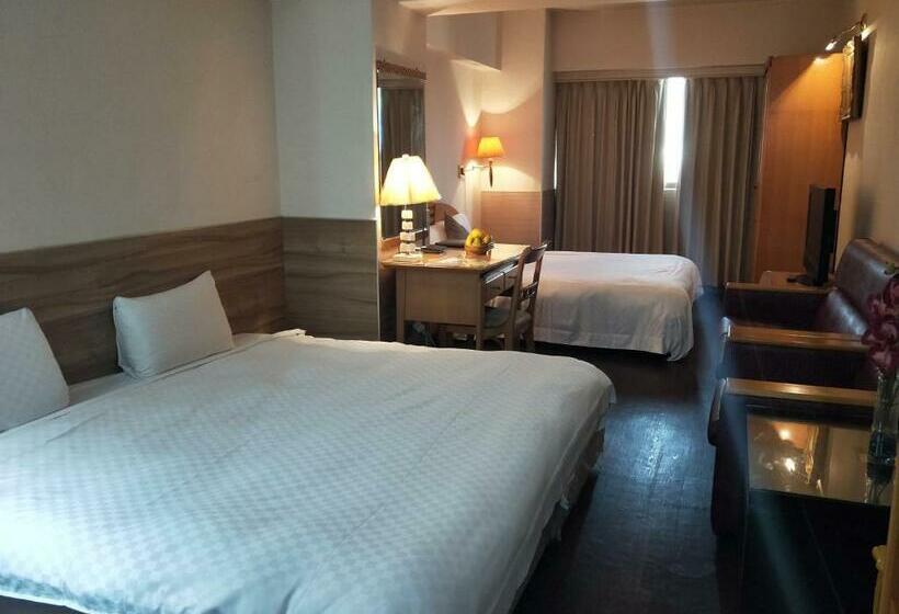 سوییت خانوادگی, Berkeley Business Hotel Zhongzheng