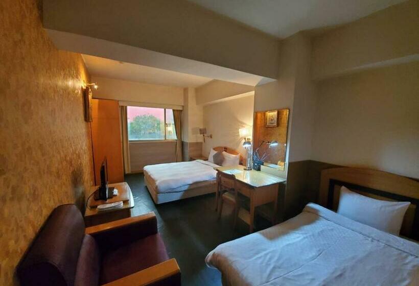 سوییت خانوادگی, Berkeley Business Hotel Zhongzheng