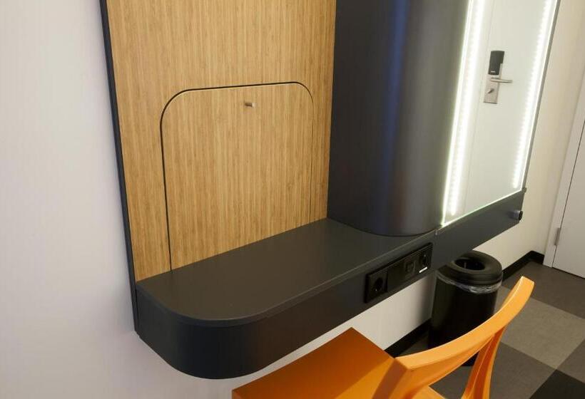 Номер Superior, Easyhotel Brussels City Centre