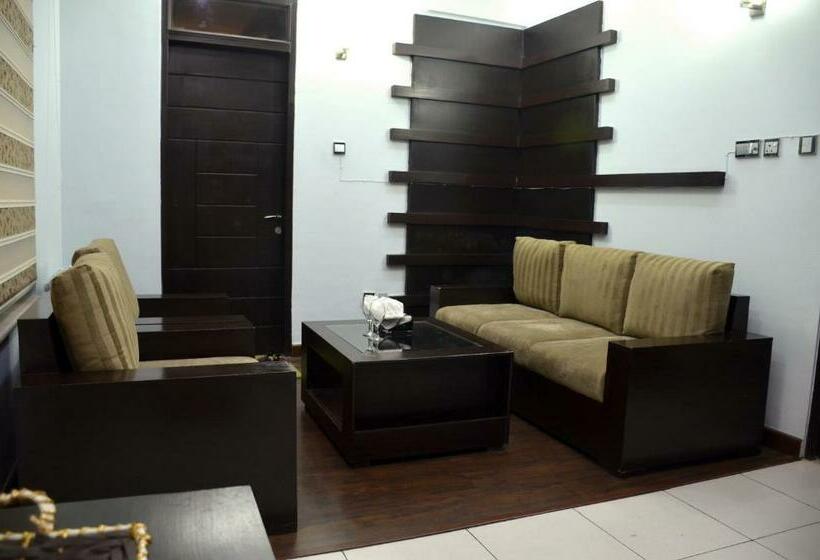 اتاق لوکس, Gofas Lodge