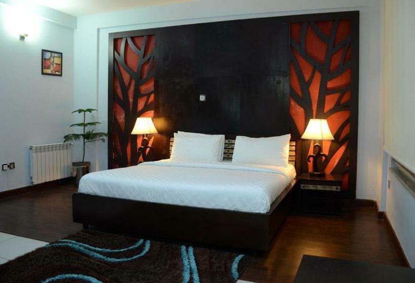 اتاق لوکس, Gofas Lodge