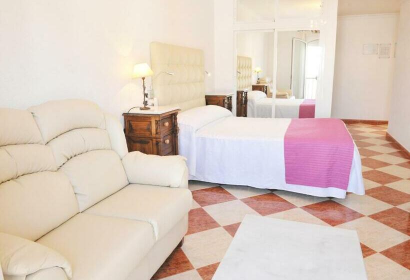 Номер Deluxe, Hostal Puerto Lepe