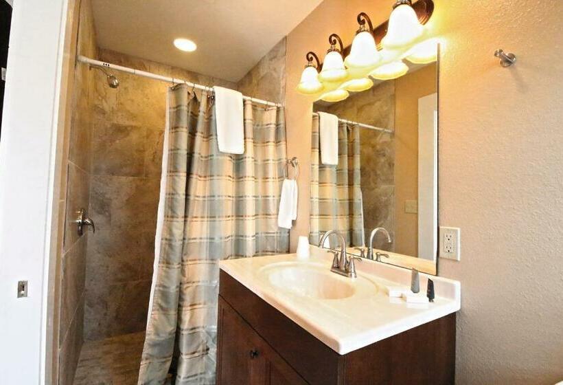 Quarto Deluxe Cama King, Peach Tree Inn & Suites