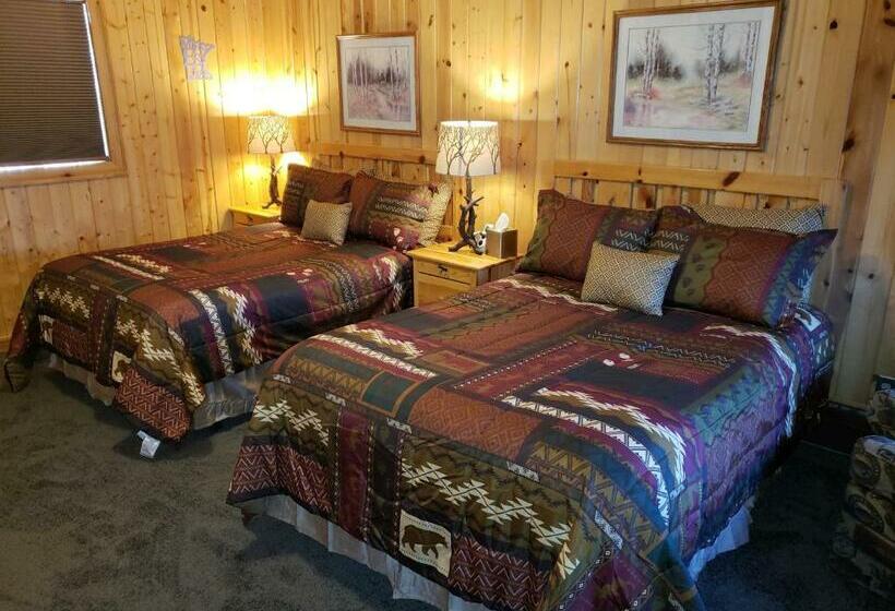 Номер Стандарт 2 Двуспальные Кровати, Willard Munger Inn