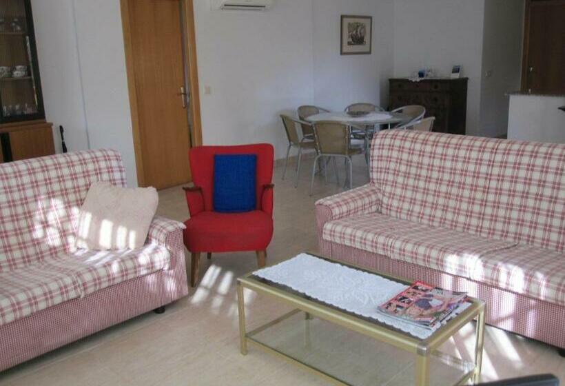 带3个卧室的公寓, Luz De Azahar Bed And Breakfast