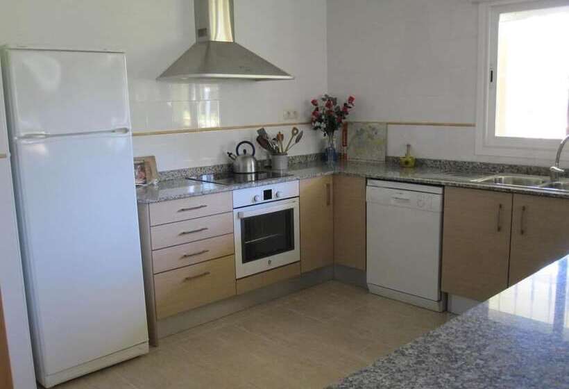 带3个卧室的公寓, Luz De Azahar Bed And Breakfast
