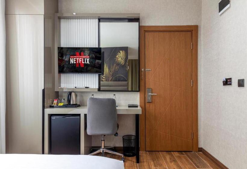 اتاق لوکس یک تخته, Dem Premium Hotel   Round Trip Airport Service   Istanbul International Airport