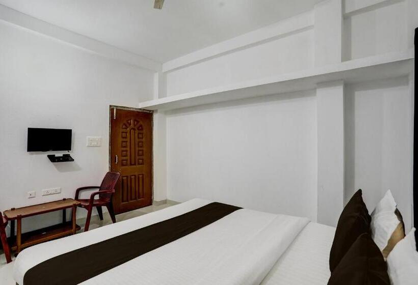 اتاق کلاسیک سه تخته, Oyo Flagship Morya Classic