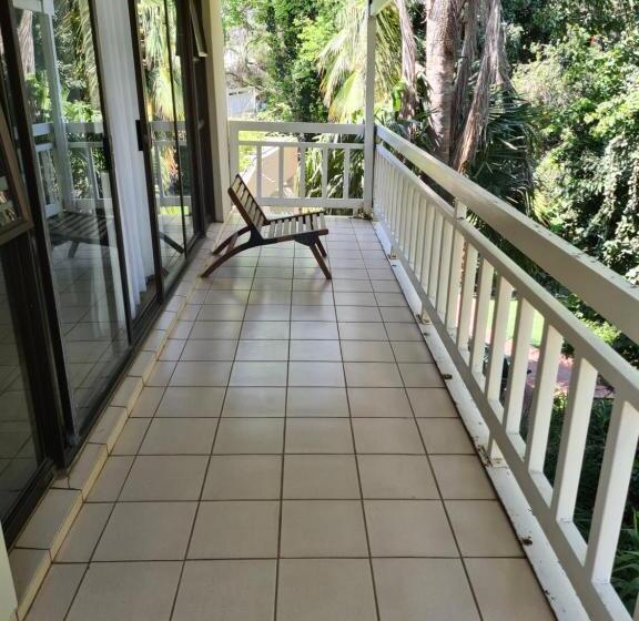 اتاق لوکس با چشم‌انداز دریاچه, Lakeside Guesthouse