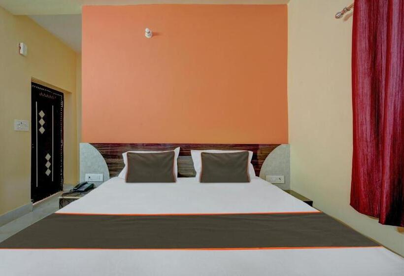 三人经典房间, Super Collection O Siddhi Vinayak Hotel & Banquets