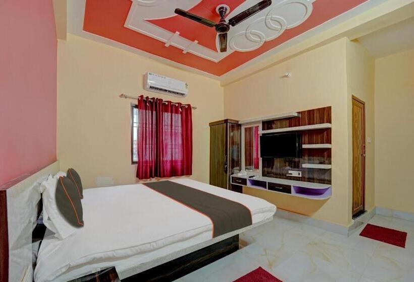 三人经典房间, Super Collection O Siddhi Vinayak Hotel & Banquets