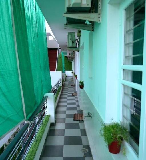 اتاق سوپریور, Patiala Inn