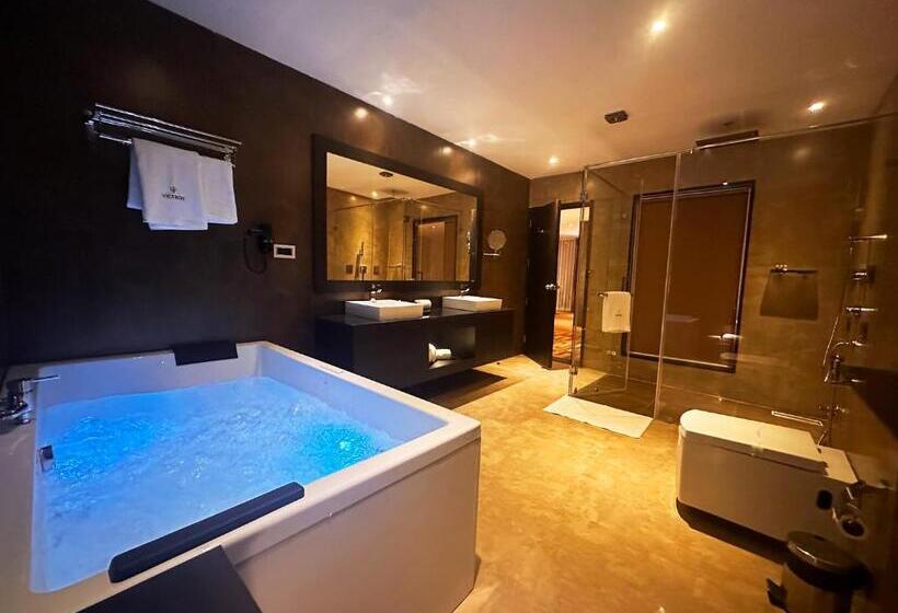 جناح ديلوكس مطل على الجبل, Viceroy Luxury Mountain Resort And Spa