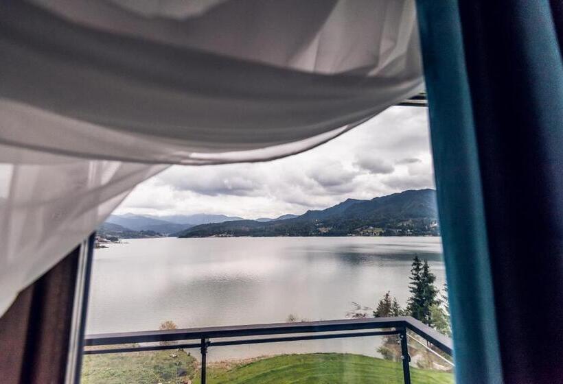 1 Bedroom Apartment Lake View, Villa Galleria
