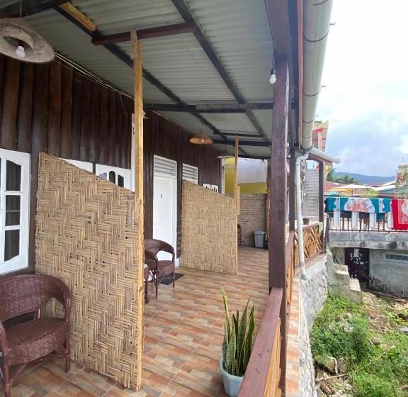 اتاق اکونومی, Ron S Guest House Berastagi Backpacker Rooms