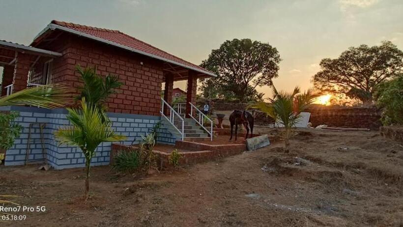 Дом 1 Спальня, Mars Jungle Adventure Stud Farm With Private Jacuzzi