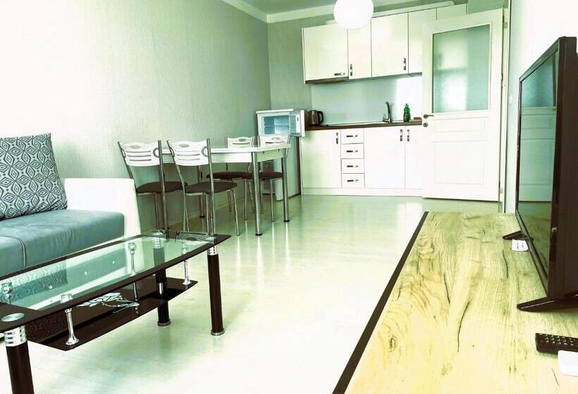 آپارتمان 1 خوابه با چشم‌انداز استخر, Apartments Stamopolu Lux With Pool View