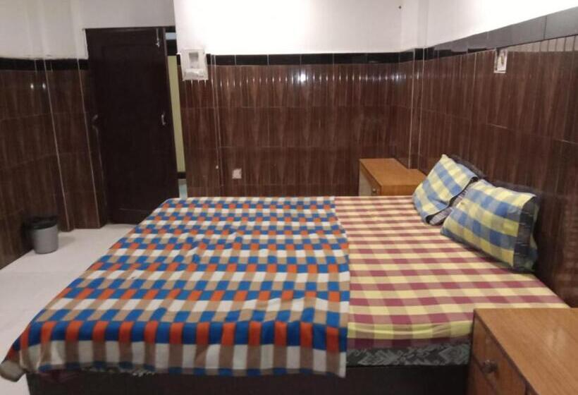 Стандартный Номер Кровать Кинг, Swagat Near Railway Station Best Selling & Best Choice Of Travellers By Morservices