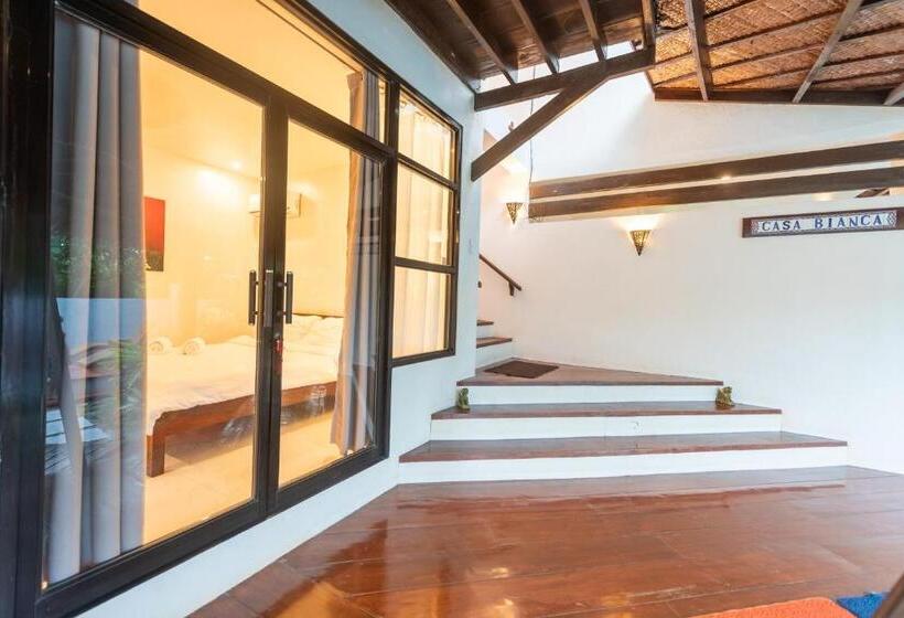 ویلای یک اتاق خوابه با استخر شنا, Casa Bianca Siargao