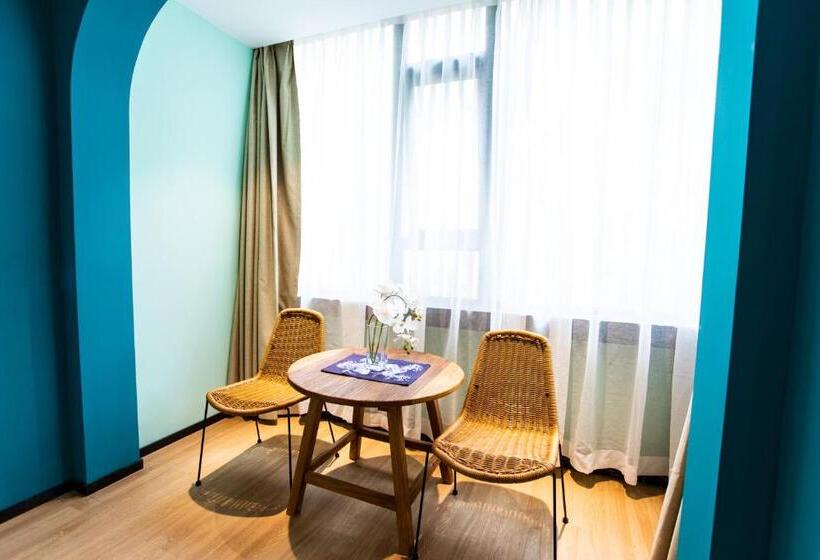 Люкс Семейный 2 Спальни, Memory Garden House
