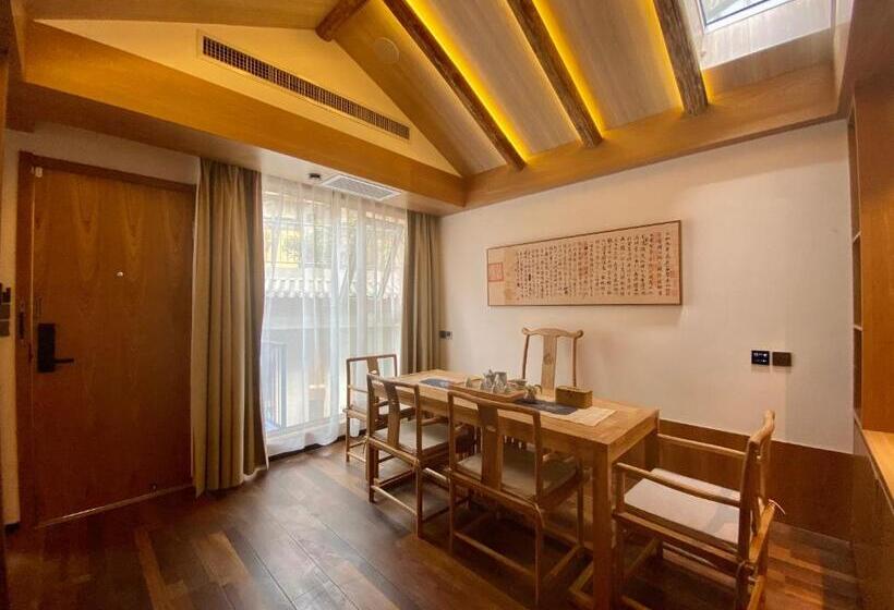 Люкс, Memory Garden House
