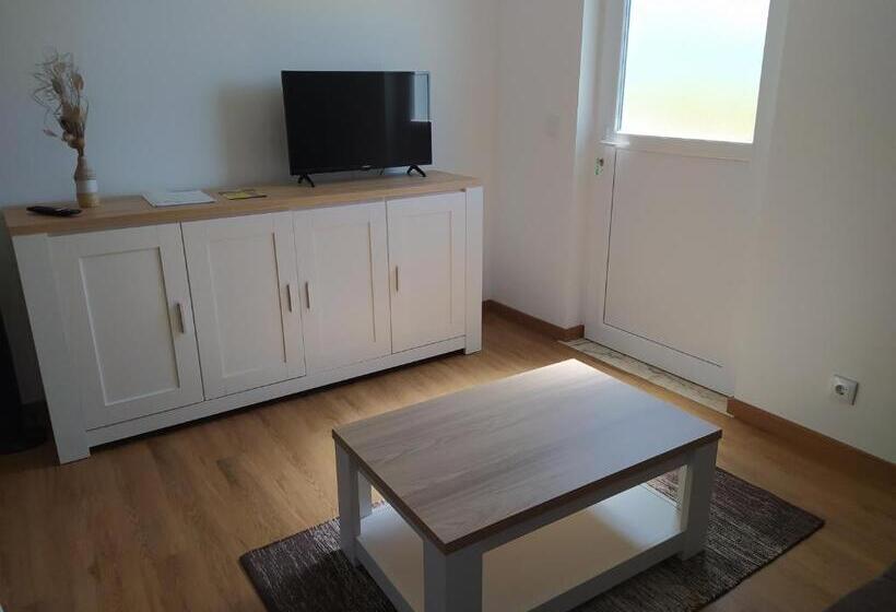 Апартаменты 1 Спальня Нижний Этаж, Mondalva Apartamentos