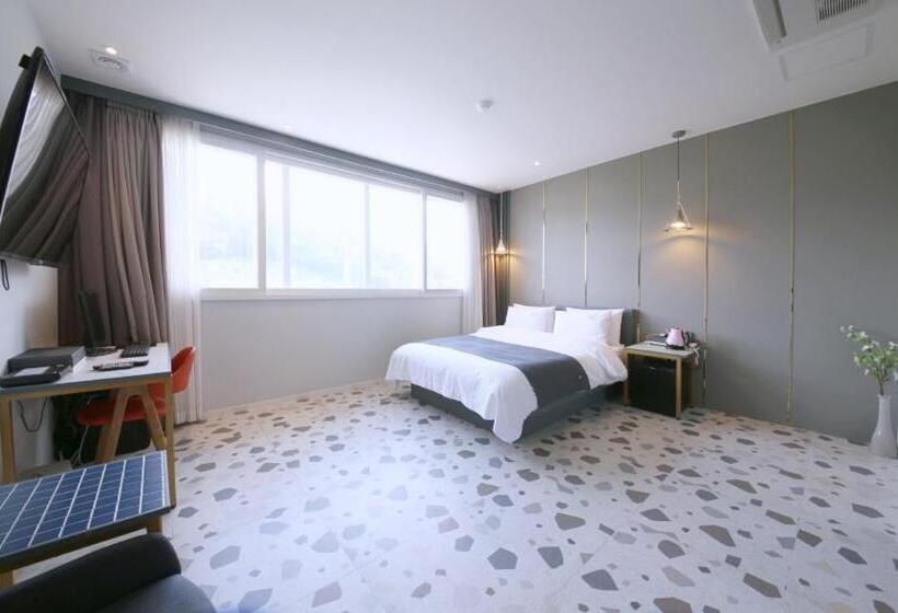 수피리어 룸, Gimhae Jangyu Stayin