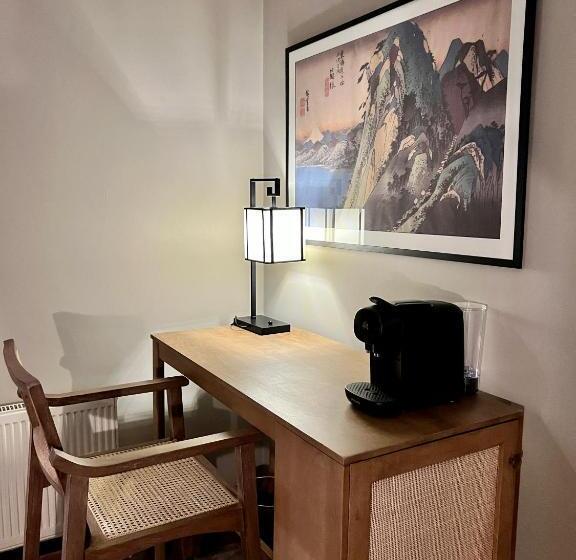 Люкс Кровать Кинг, Kyoto Rooms Winchester