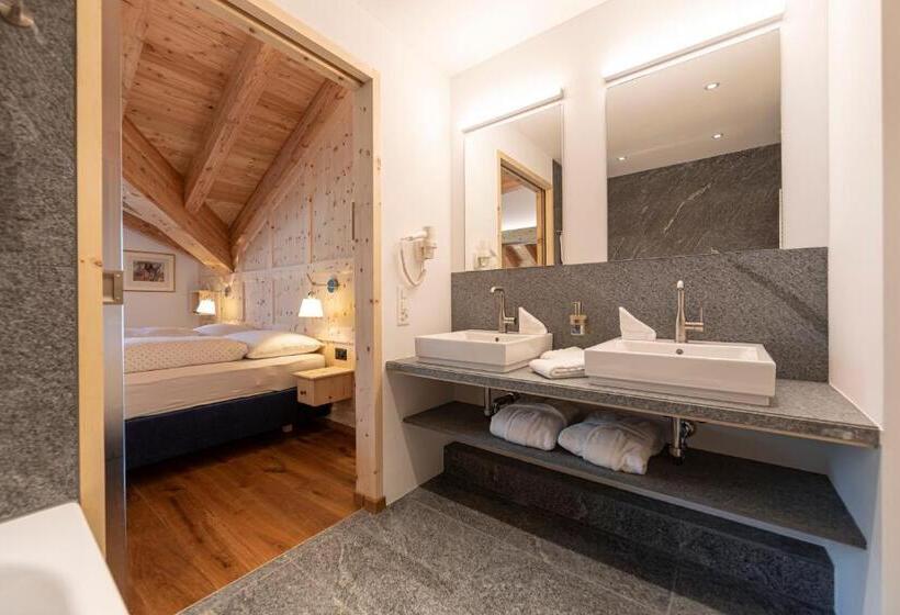 Suite with lake view, Chesa Randolina