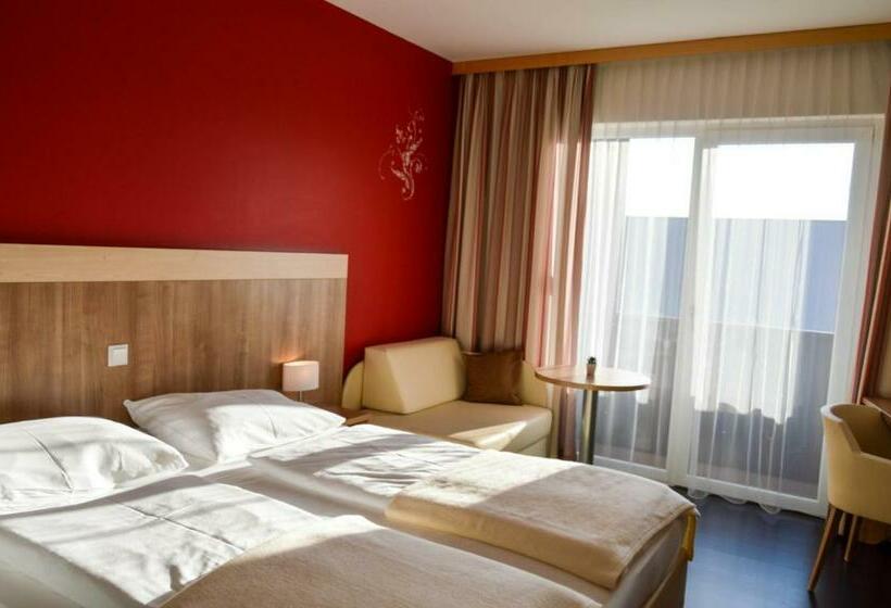 غرفة قياسية مزوَّدة بشُرفة, Römerhof
