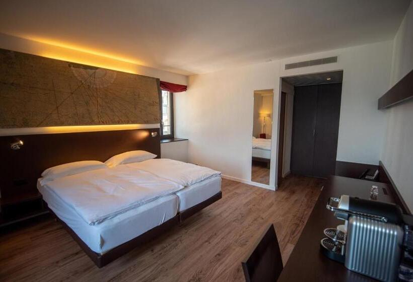 Номер Стандарт, La Meridiana, Lake & Spa