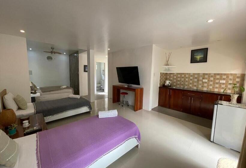 디럭스 4인 룸, Everrich Boutique Resort Boracay