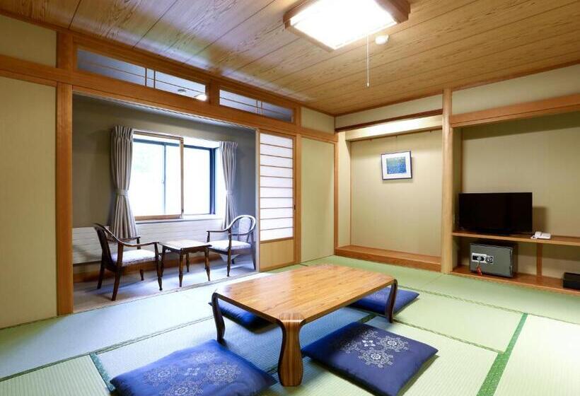 带共用浴室的标准房间, New Yokote