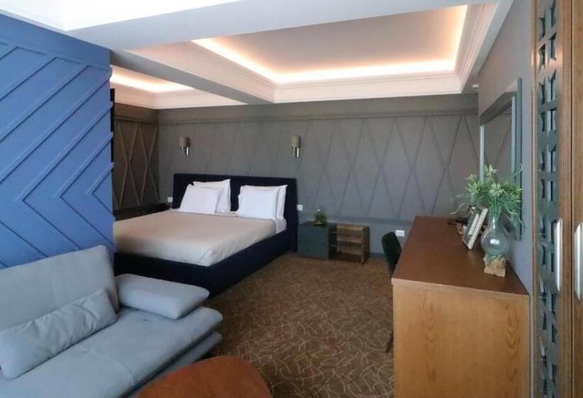 Номер Deluxe Кровать Кинг, Porta Kavalja