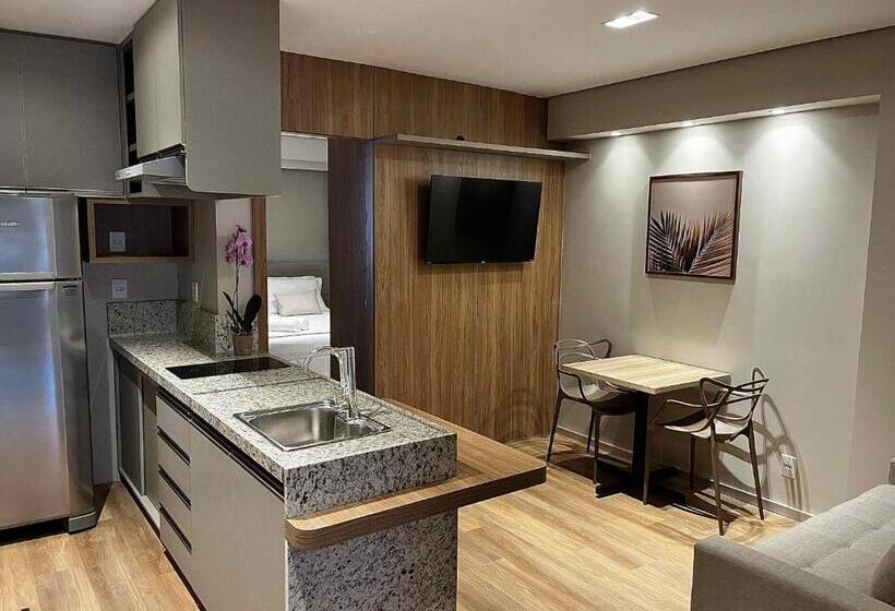 디럭스 스튜디오, Life Residence