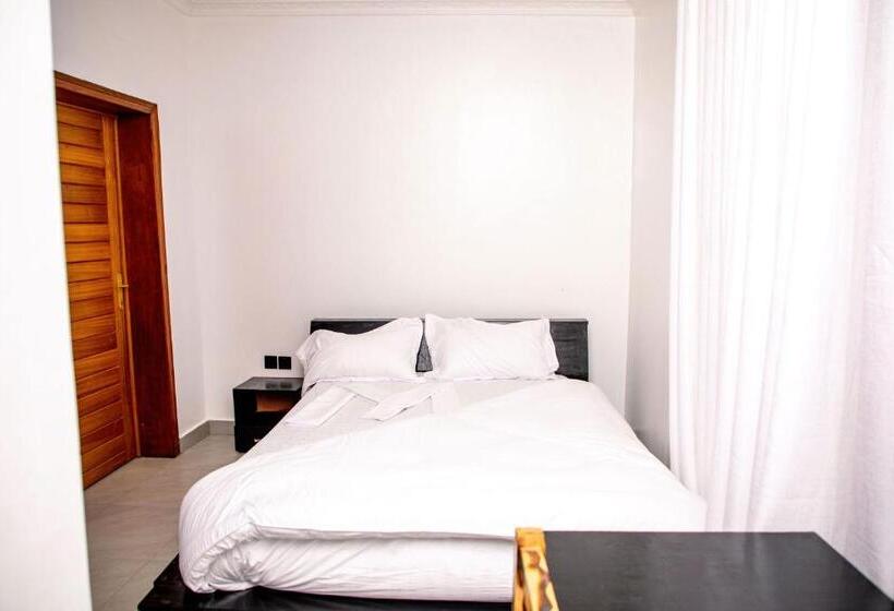اتاق استاندارد یک تخته با بالکن, Senita Bed & Breakfast