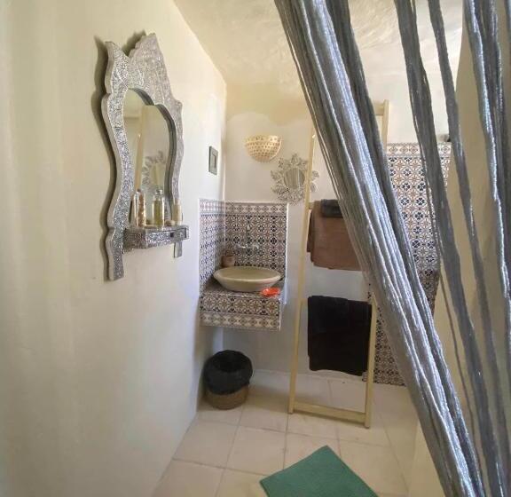 Номер Стандарт, Dar Oueghlani   Maison D Hôtes