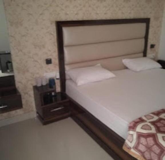 Номер Стандарт, The Marvellous,jhansi