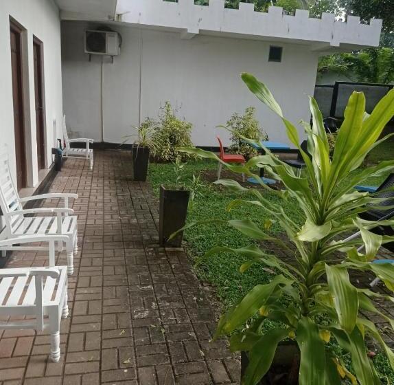 Трехместный Номер Deluxe, Leisure On Hotel Negombo