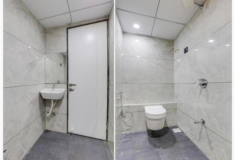 اتاق کلاسیک سه تخته, Collection O Hotel S. S. Plaza