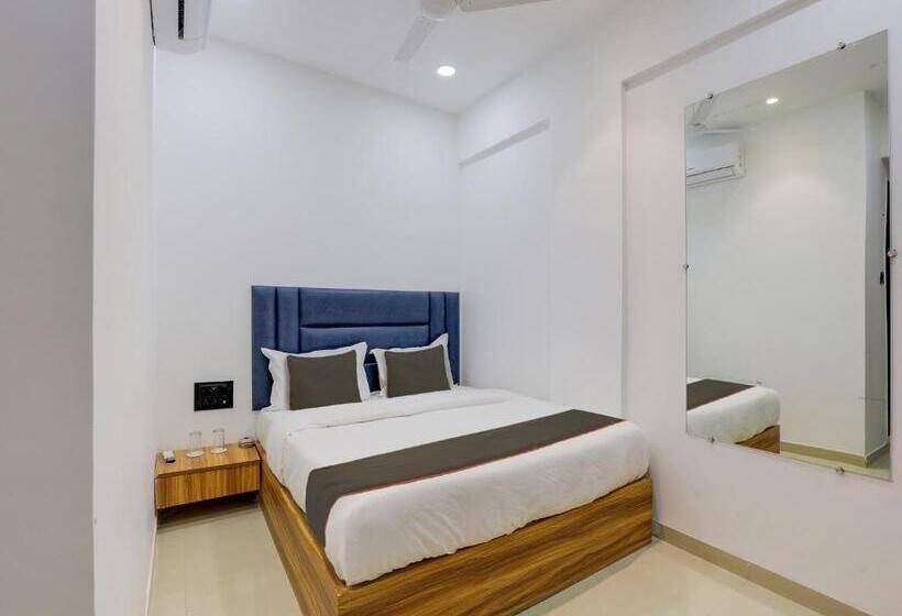 اتاق کلاسیک سه تخته, Collection O Hotel S. S. Plaza