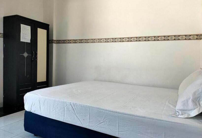 اتاق استاندارد, Oyo 93412 Kost Irma Syariah