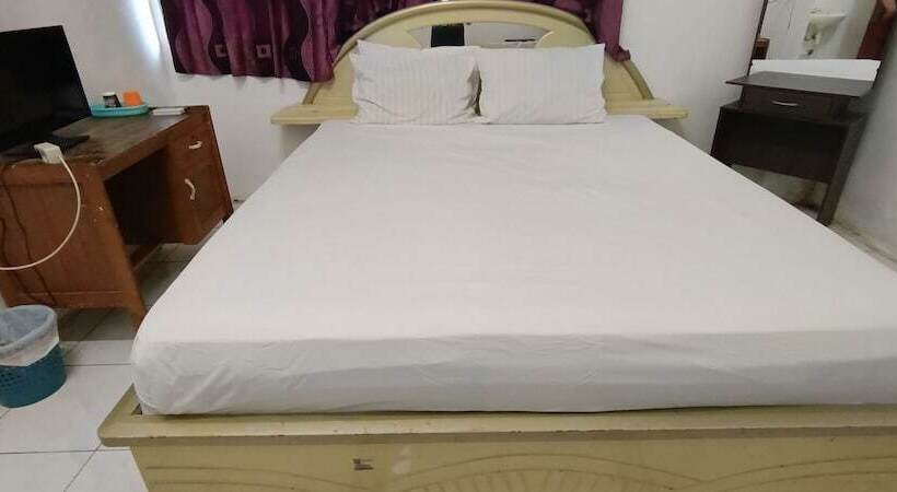 اتاق استاندارد, Oyo 93415 Pondok Kula Rumbih Syariah