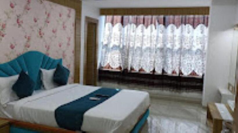스탠다드 룸, Rudra Palace, Anand